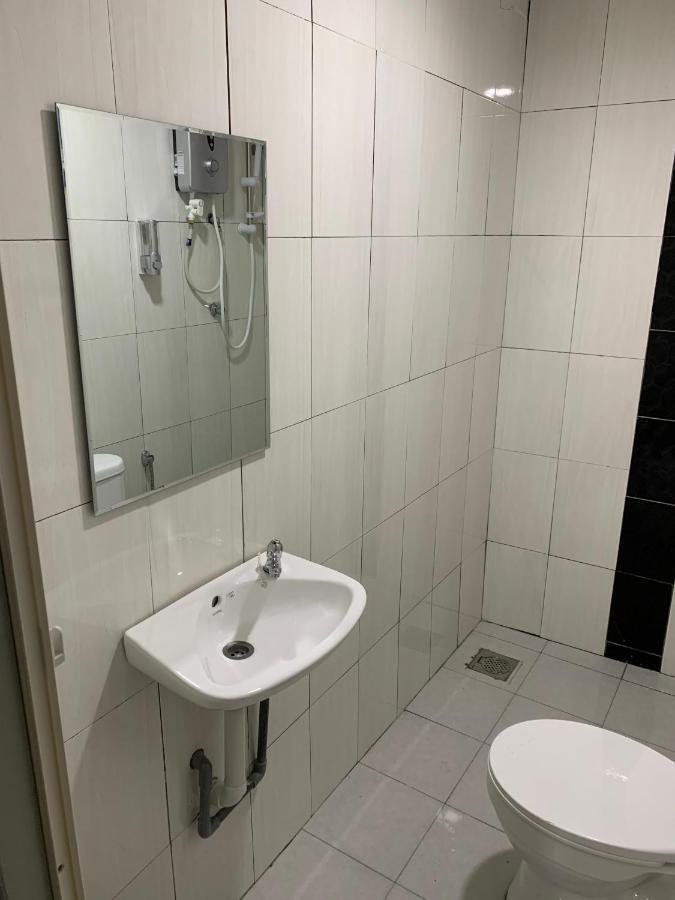 Orange Villa Hotel Near Palm Mall Seremban Ngoại thất bức ảnh